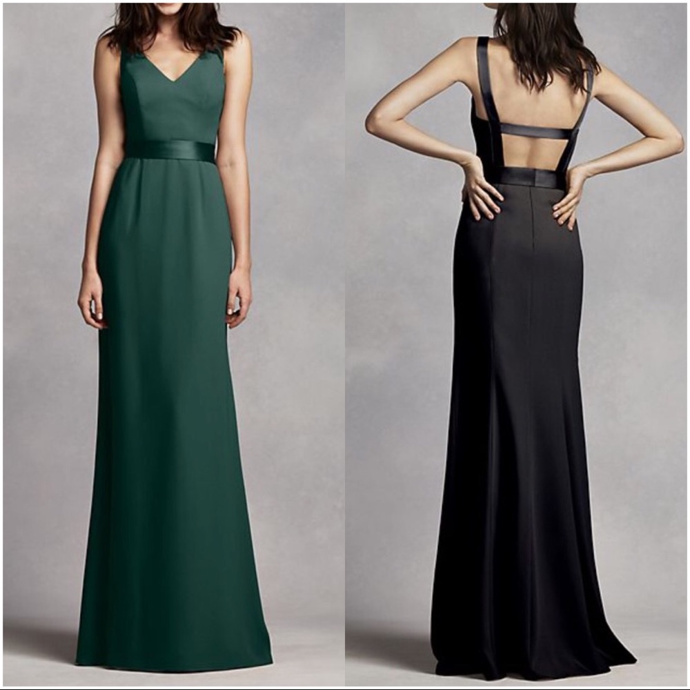 Vera Wang Green v-neck Gown w/Open Back VW360195